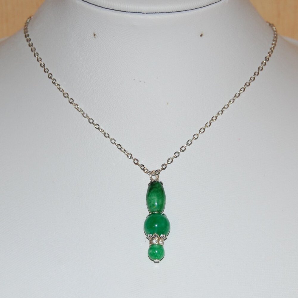 Jade Necklace,Green Jade Beads Pendant Necklace,Jade Charm Necklace
